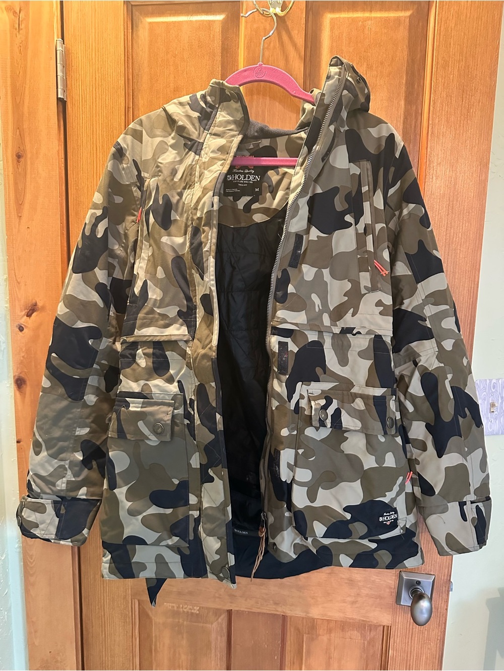 Holden women’s Camo insulated ski Jacket - Olive Camo
